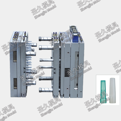 64 Cavities Hot Runner Blood Collection Needle Cap Mould